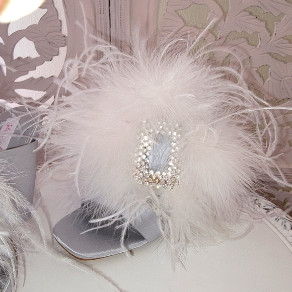 "WHITE SWAN" Silver & White Feather Crystal Heels - Picture 6 of 6